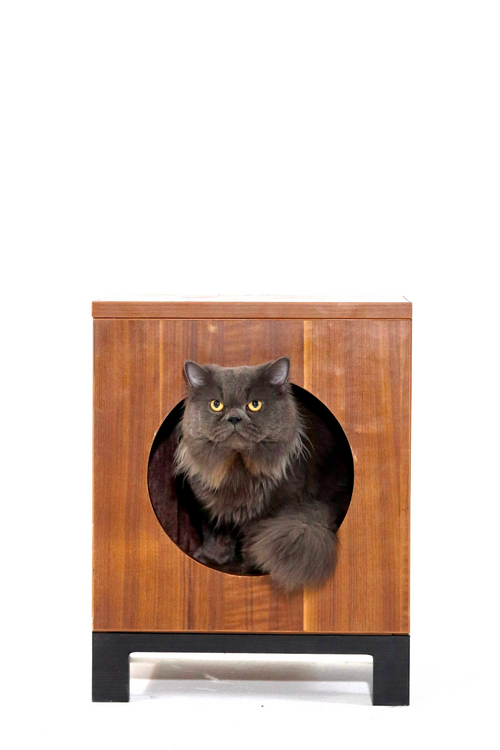 CIRCLE SNUG – Minimalist Night Stand with a Round Pet Hideout